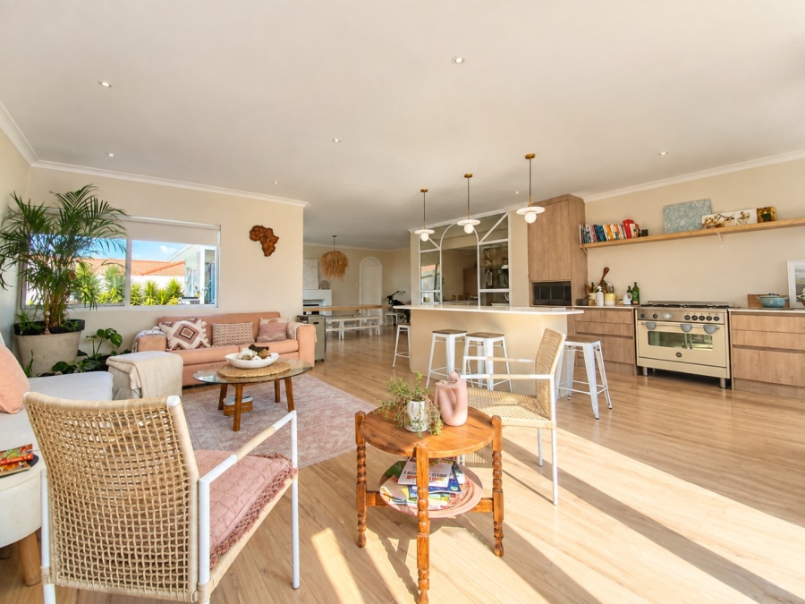 4 Bedroom Property for Sale in Melkbosstrand Central Western Cape